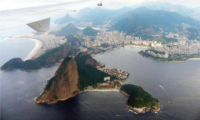 urca vista de avião na saída da barra